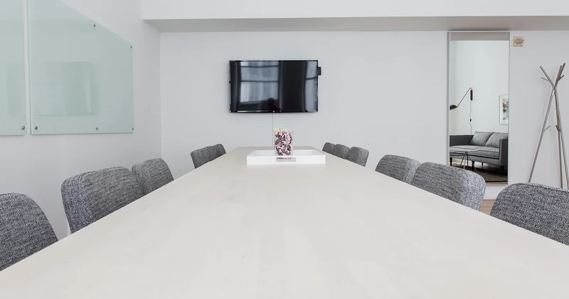 Comment externaliser concrètement : la marche à suivre pour une jeune entreprise