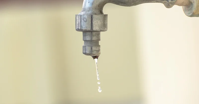 Commencer par la fuite, pas par le robinet